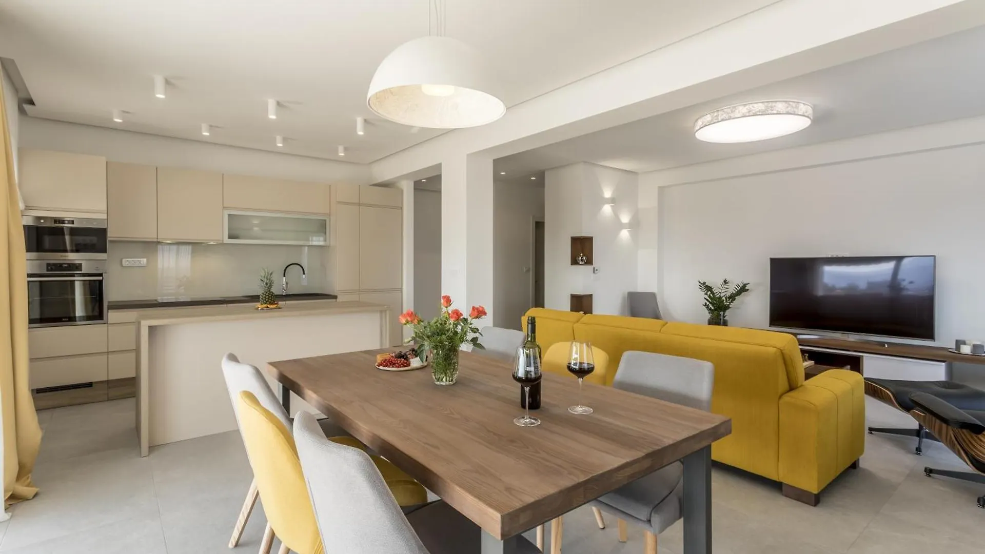 Family Friendly Apartments With A Swimming Pool Kastel Kambelovac, Kastela - 18117